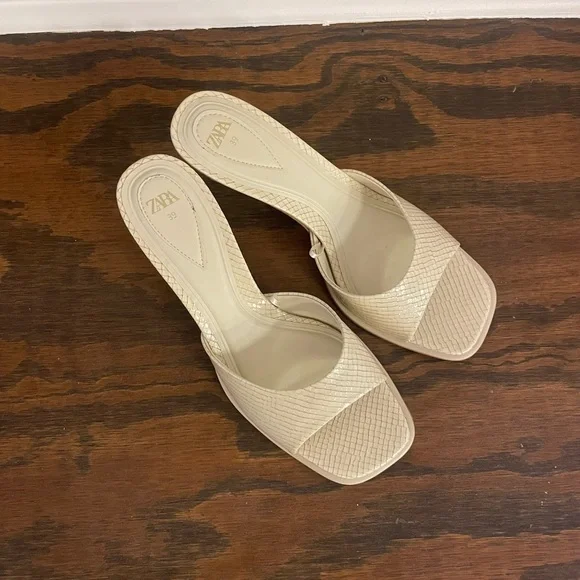 Zara Nude Kitten Heel Sandals - Picture 2 of 4